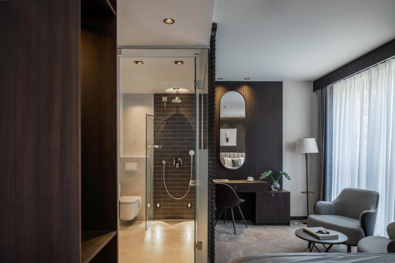 Derand Hotel Prishtinë Ngoại thất bức ảnh