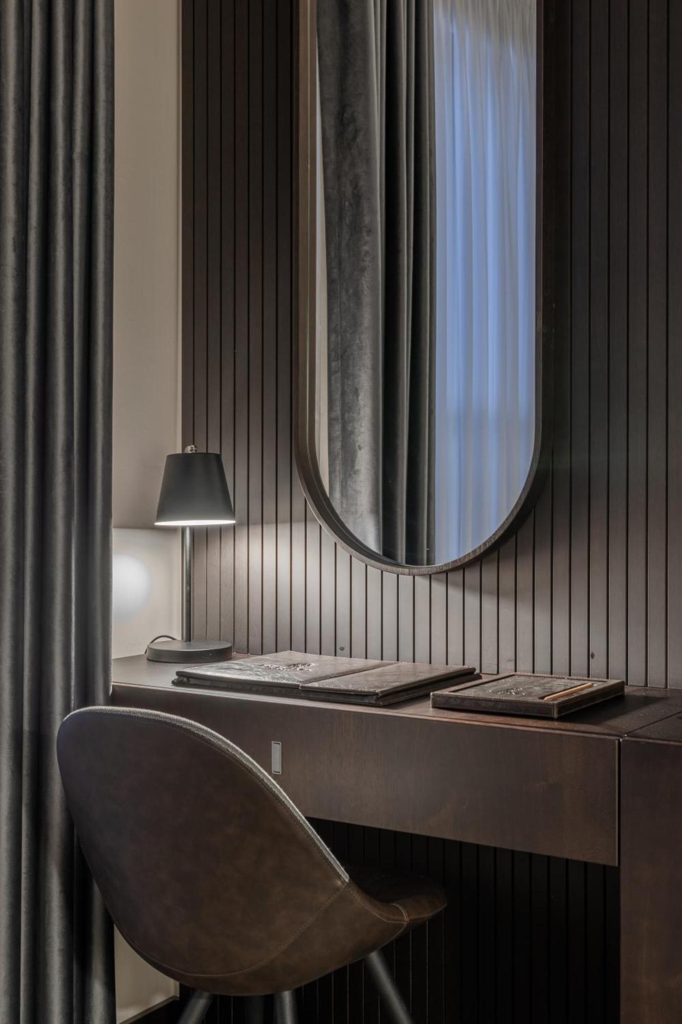 Derand Hotel Prishtinë Ngoại thất bức ảnh