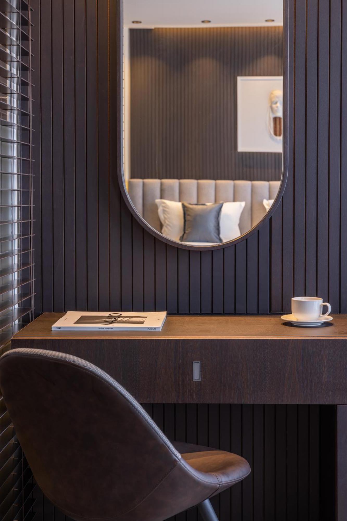 Derand Hotel Prishtinë Ngoại thất bức ảnh