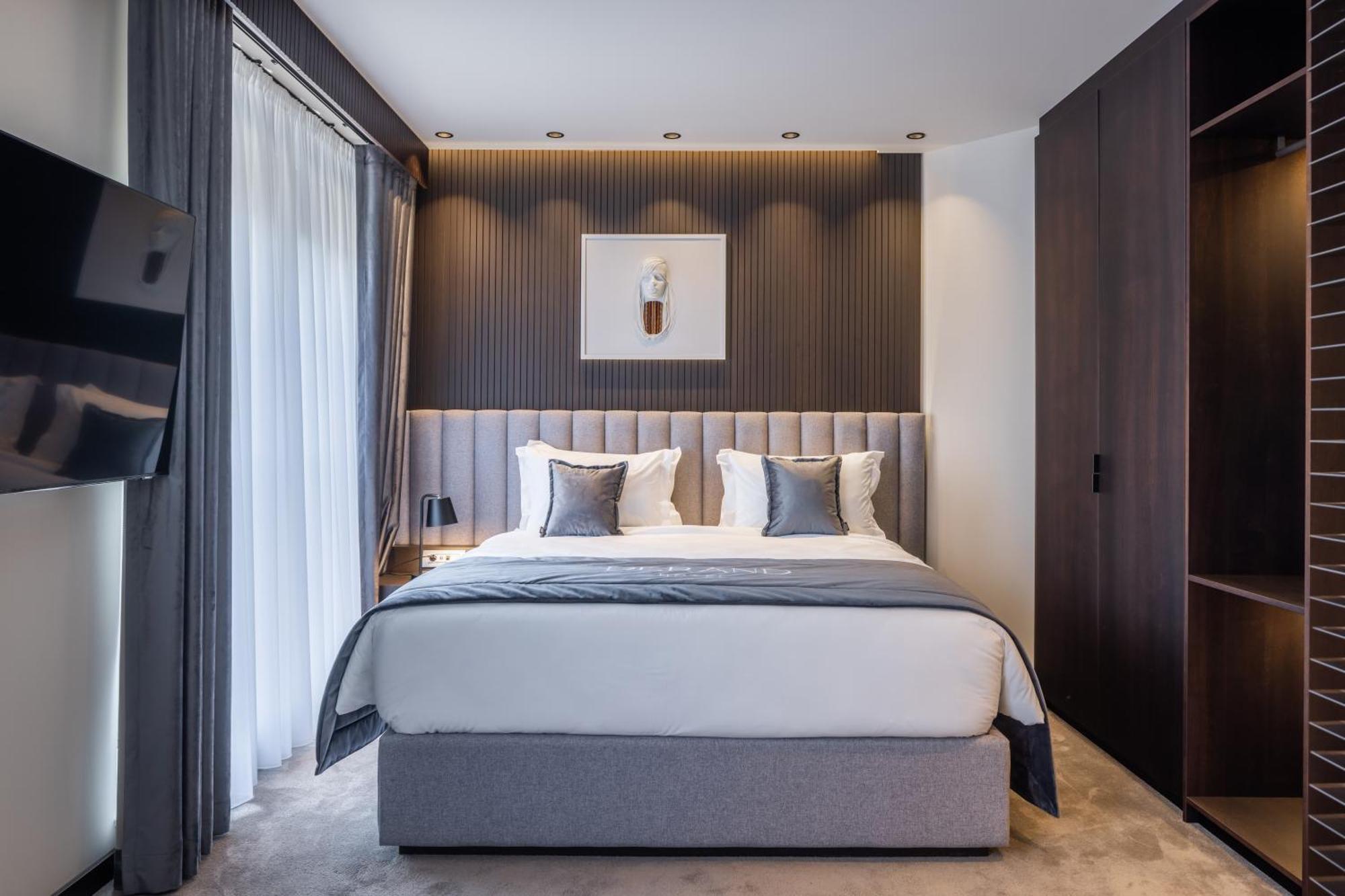 Derand Hotel Prishtinë Ngoại thất bức ảnh