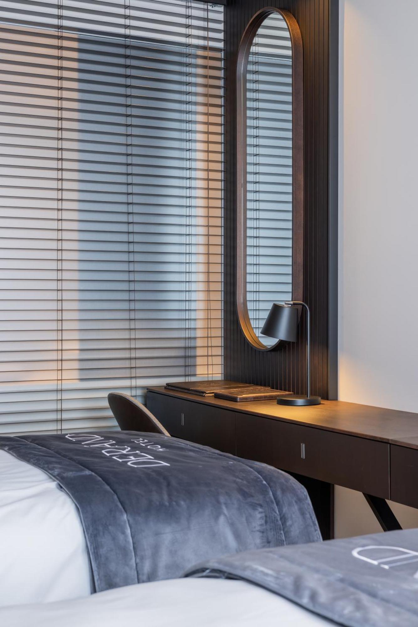 Derand Hotel Prishtinë Ngoại thất bức ảnh
