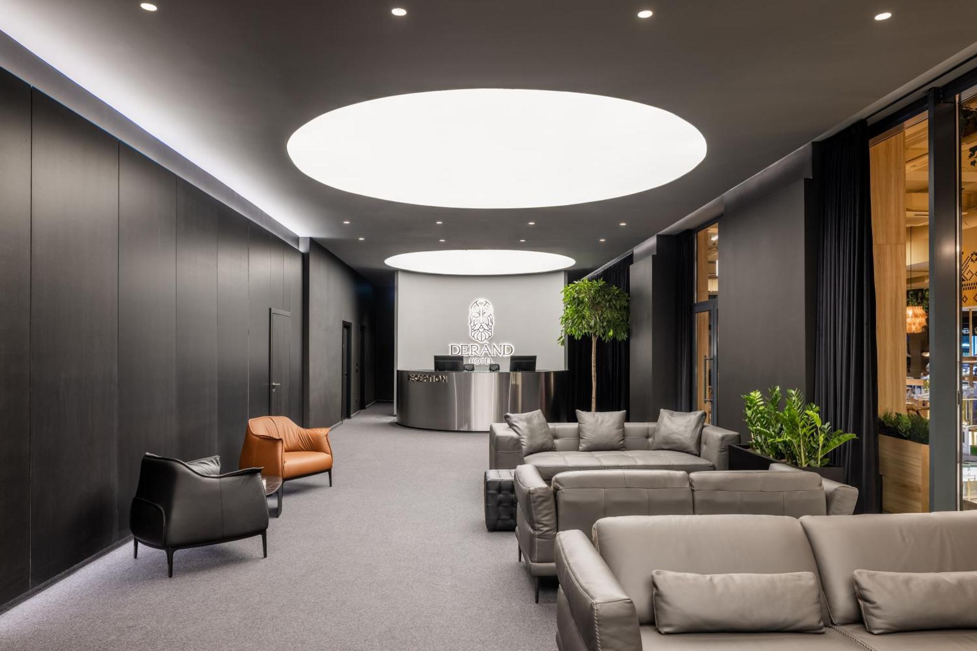 Derand Hotel Prishtinë Ngoại thất bức ảnh