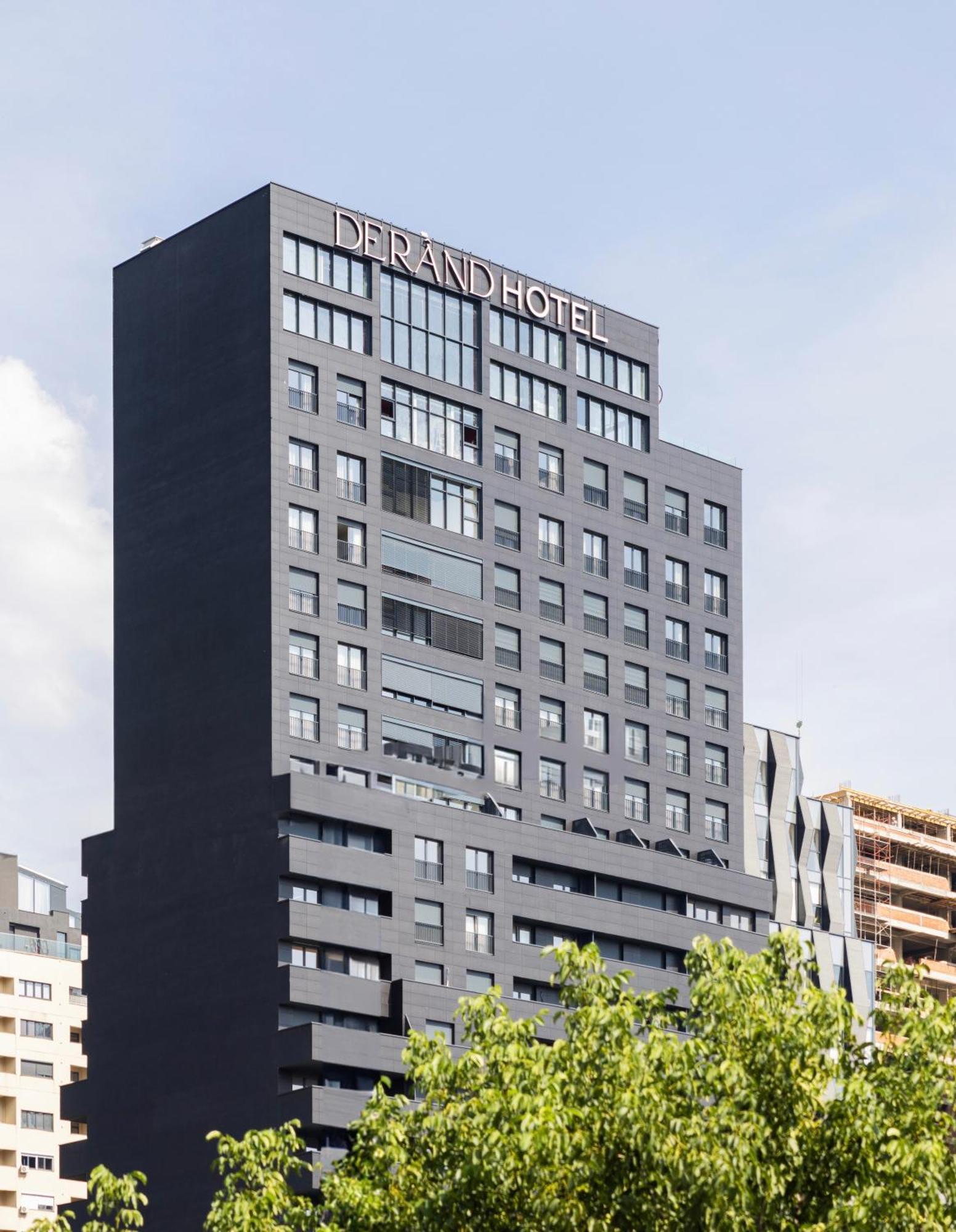 Derand Hotel Prishtinë Ngoại thất bức ảnh