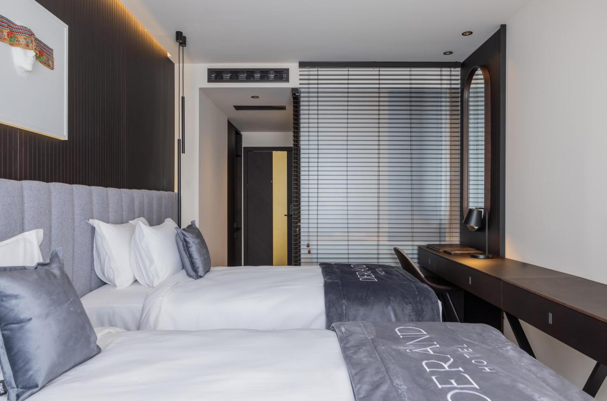 Derand Hotel Prishtinë Ngoại thất bức ảnh