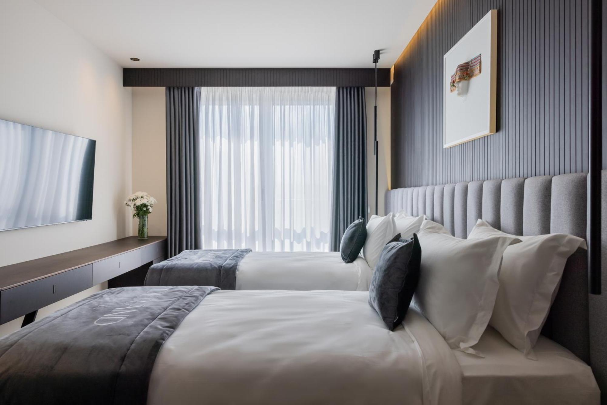 Derand Hotel Prishtinë Ngoại thất bức ảnh