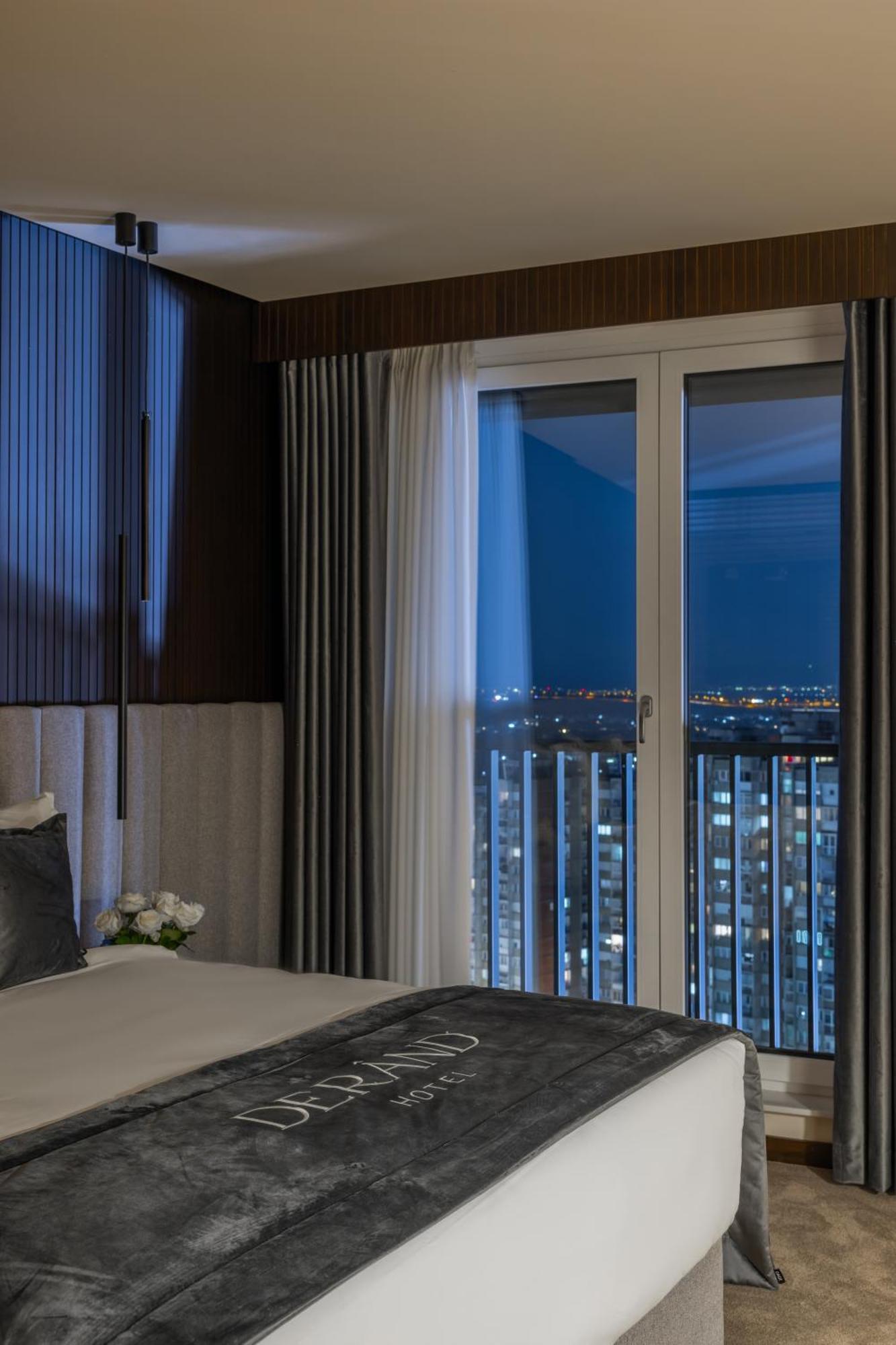 Derand Hotel Prishtinë Ngoại thất bức ảnh